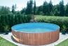 Das Rundbecken Fun Wood von Future Pool mit blauer Innenhülle