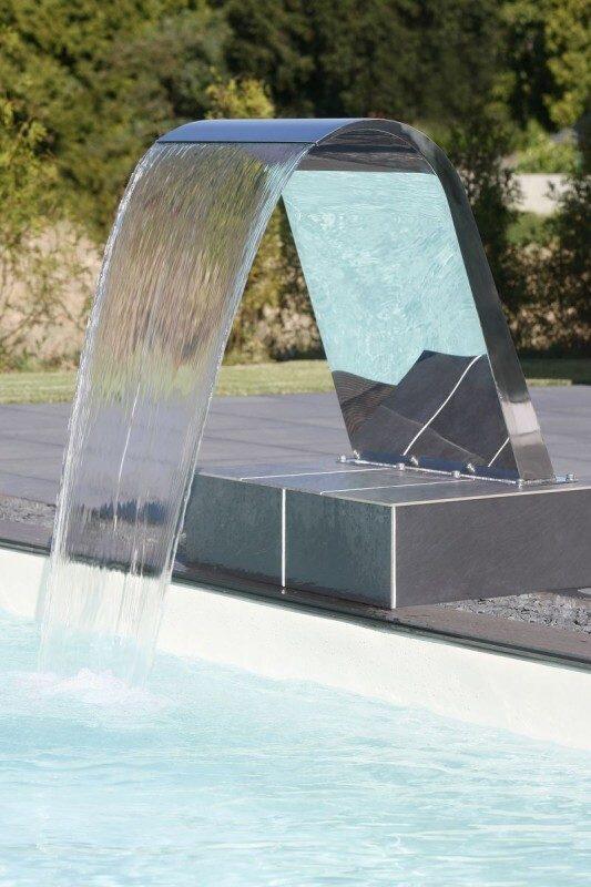 Die Schwalldusche Indiana in Edelstahl V4A poliert