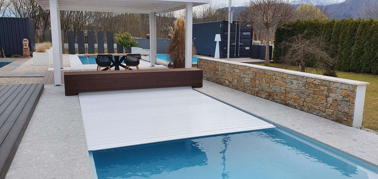 Rollladenabeckungen aus PVC