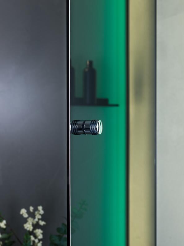 Tür der Tylö Dampfdusche Vista