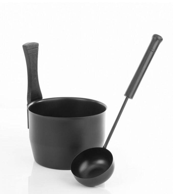 Aufgusseimer oder Kelle mit schwarzer Pulverbeschichtung