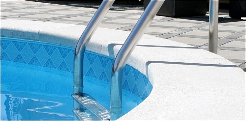 Beckenrandsteine Athen off white