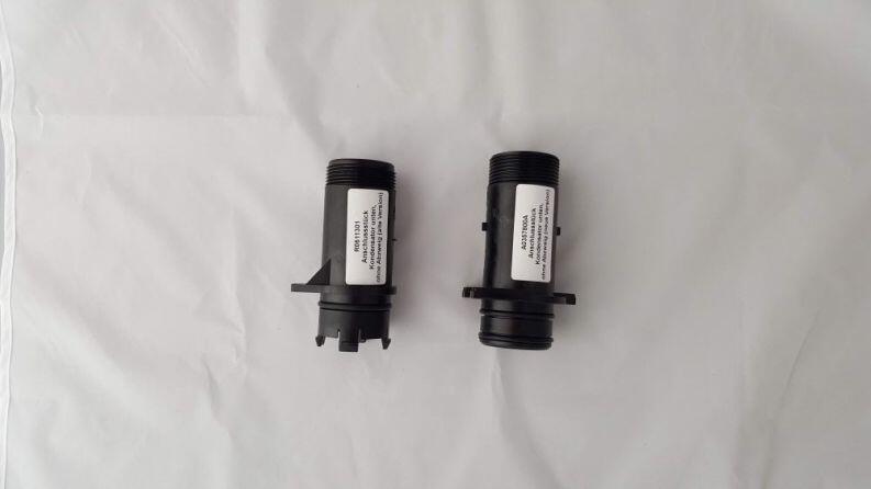 Anschlußstück Kondensator unten, alte Version und neue Version Vergleich