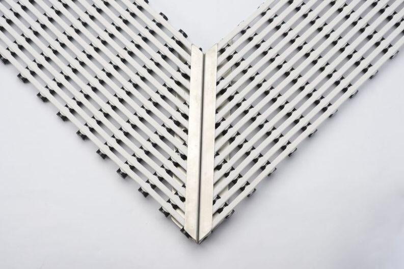 Eckverbindung mit Gehrungsecke