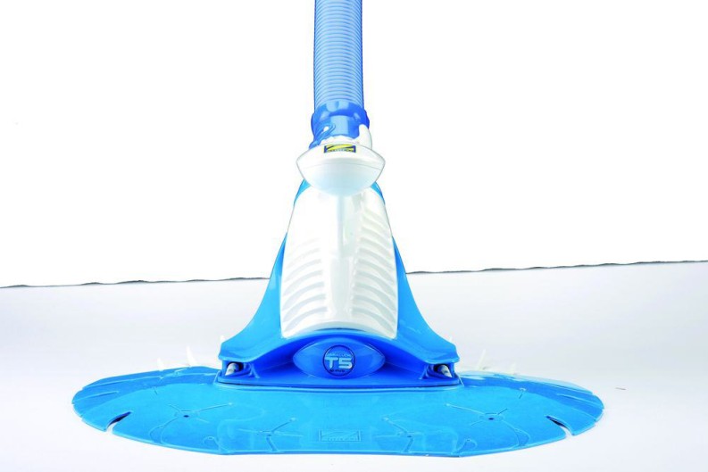 Frontansicht des Poolroboters T5 DUO