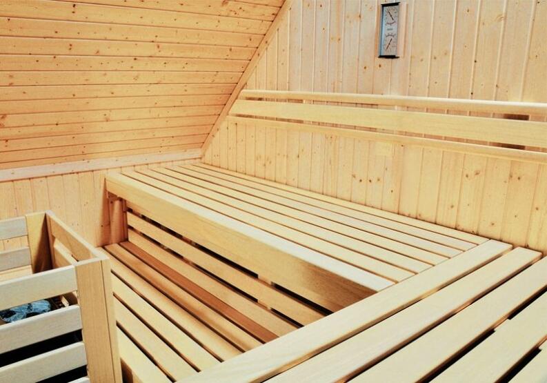 Die Inneneinrichtung der Elementsauna Perfekt von Arend