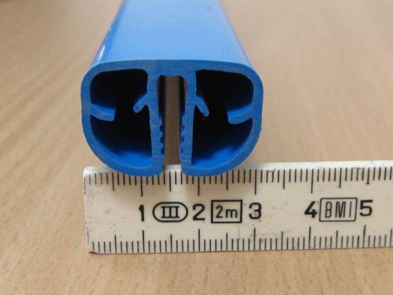 Schnitt des Standardhandlauf Future Pool